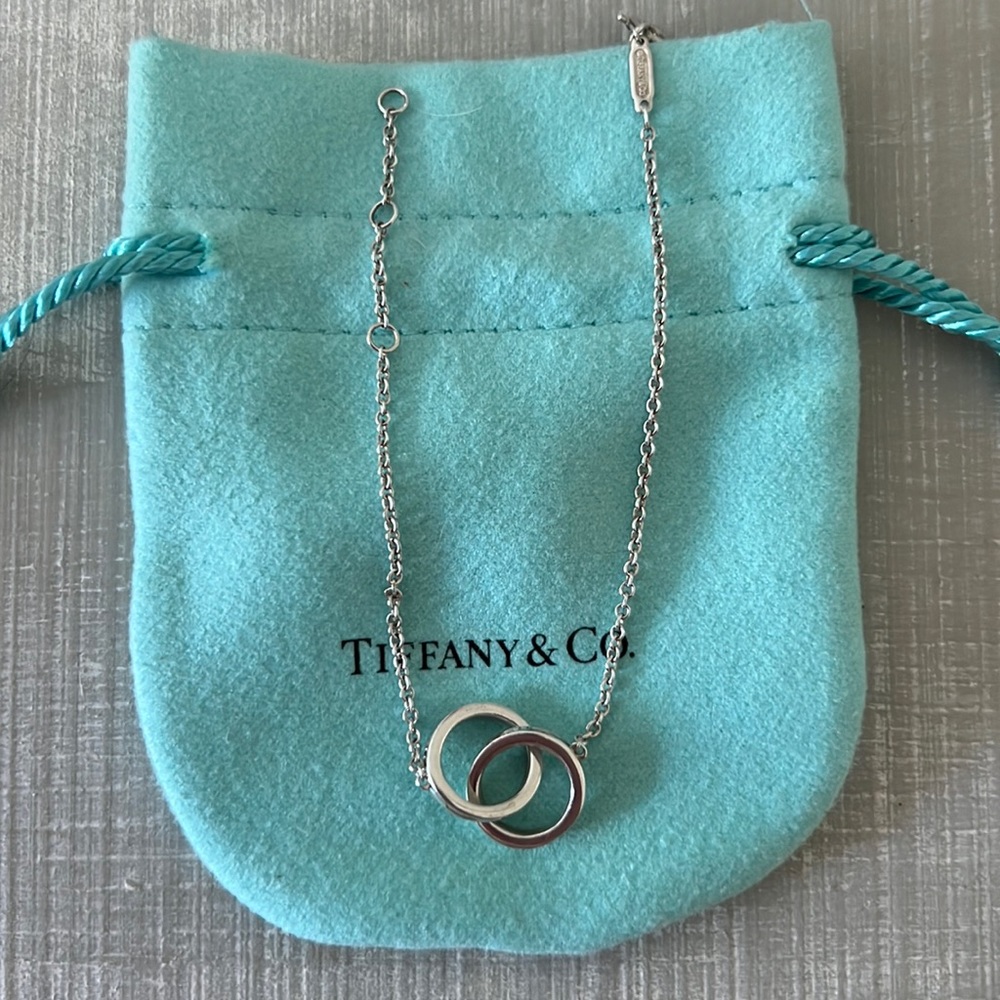 Tiffany & Co - Interlocking Circles Chain Bracelet